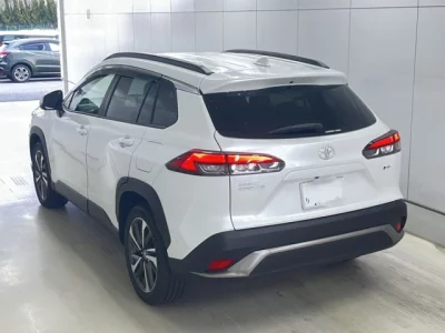 Toyota COROLLA CROSS  с аукциона в Японии