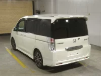 Honda STEP WAGON лот № 4180 оценка 3.5  с аукциона в Японии 1