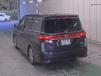 Nissan ELGRAND лот № 6189 оценка RA  с аукциона в Японии 1