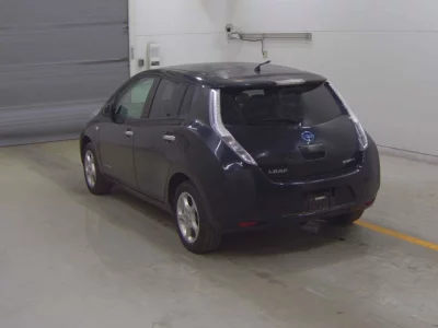 Nissan LEAF  с аукциона в Японии