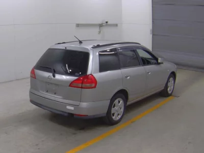 Nissan WINGROAD  с аукциона в Японии
