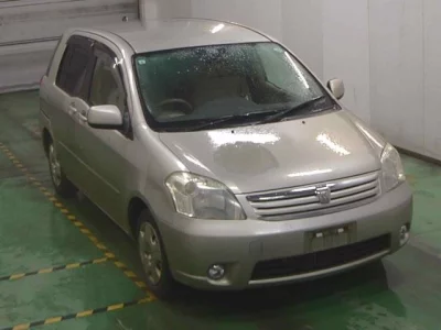 Toyota RAUM  с аукциона в Японии