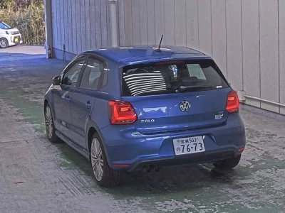 Volkswagen POLO  с аукциона в Японии