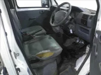 Nissan CLIPPER TRUCK лот № 4084 оценка 3  с аукциона в Японии 3