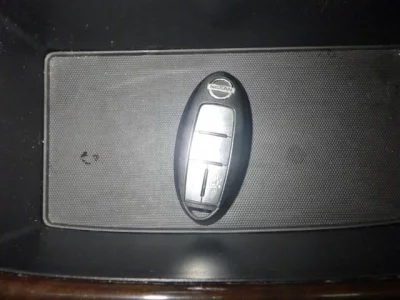 Nissan ELGRAND  с аукциона в Японии