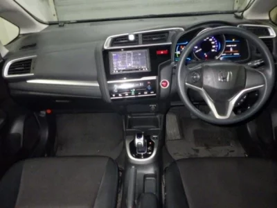 Honda FIT  с аукциона в Японии