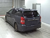 Toyota WISH лот № 2203 оценка 3.5  с аукциона в Японии 1