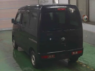 Toyota PIXIS VAN  с аукциона в Японии