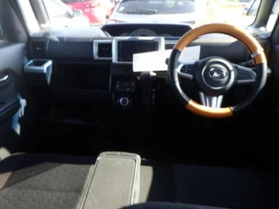 Daihatsu WAKE  с аукциона в Японии