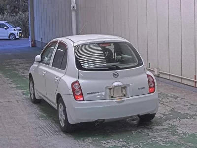 Nissan MARCH  с аукциона в Японии