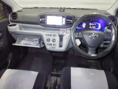 Toyota PIXIS EPOCH  с аукциона в Японии