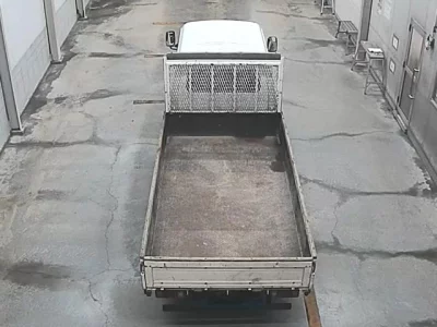 Isuzu ELF  с аукциона в Японии