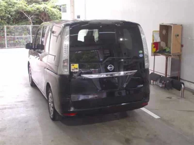 Nissan SERENA  с аукциона в Японии