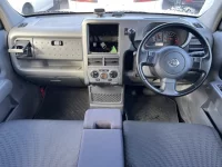 Nissan CUBE лот № 1022 оценка 3.5  с аукциона в Японии 3