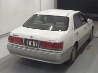 Toyota CROWN лот № 5141 оценка 3  с аукциона в Японии 3
