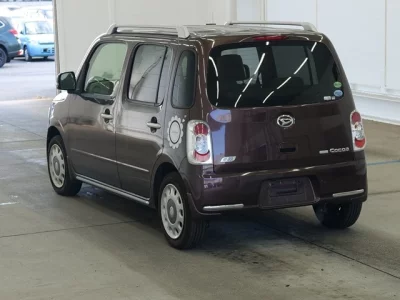 Daihatsu MIRA  с аукциона в Японии