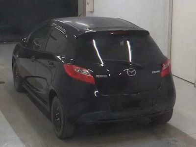 Mazda DEMIO  с аукциона в Японии