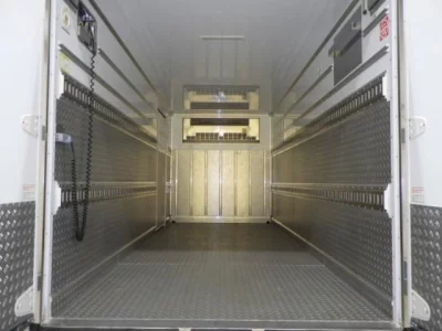 Isuzu ELF  с аукциона в Японии