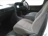 Toyota HIACE лот № 2008 оценка R  с аукциона в Японии 2