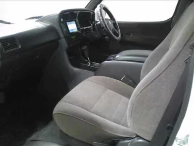 Toyota HIACE  с аукциона в Японии