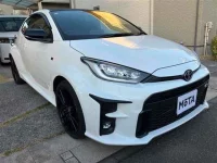 Toyota YARIS лот № 2003 оценка 4.5  с аукциона в Японии 3