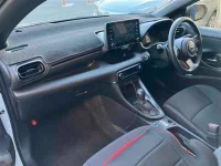 Toyota YARIS лот № 2003 оценка 4.5  с аукциона в Японии 2