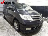 Honda ELYSION лот № 9218 оценка 3  с аукциона в Японии 3