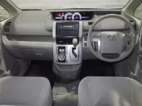 Toyota NOAH лот № 222 оценка 3.5  с аукциона в Японии 2