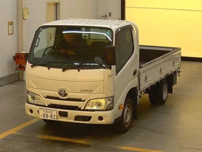 Toyota DYNA  с аукциона в Японии