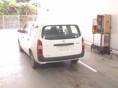 Toyota PROBOX  с аукциона в Японии