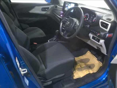 Suzuki SWIFT  с аукциона в Японии