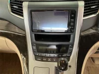 Toyota VELLFIRE лот № 70177 оценка 3.5  с аукциона в Японии 5