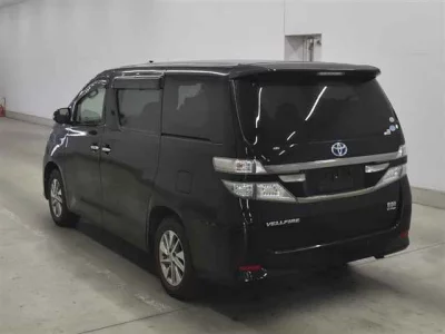 Toyota VELLFIRE  с аукциона в Японии
