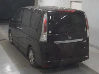 Nissan SERENA  с аукциона в Японии
