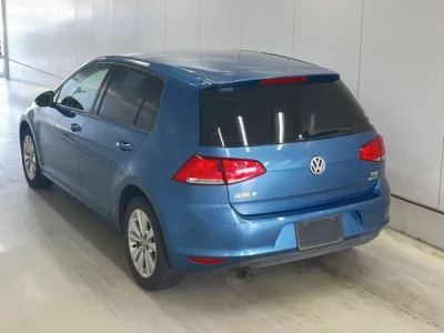 Volkswagen GOLF  с аукциона в Японии