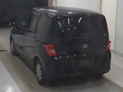 Honda FREED  с аукциона в Японии