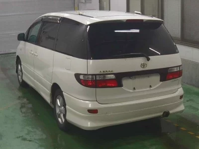 Toyota ESTIMA  с аукциона в Японии