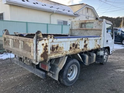 Isuzu ELF  с аукциона в Японии