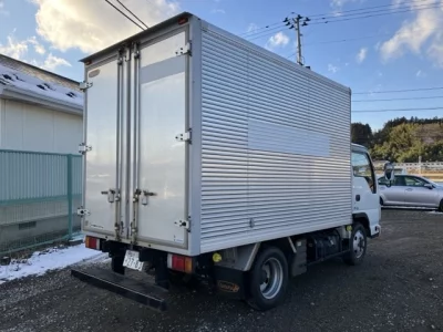 Isuzu ELF  с аукциона в Японии