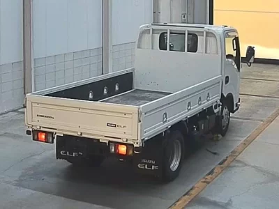Isuzu ELF  с аукциона в Японии