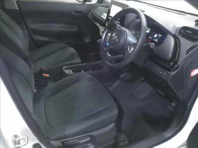 Toyota AQUA  с аукциона в Японии