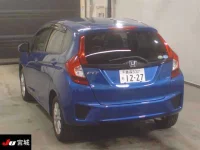 Honda FIT лот № 2027 оценка 3.5  с аукциона в Японии 1