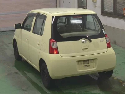 Daihatsu Esse  с аукциона в Японии