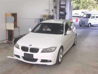 BMW 3-Series  с аукциона в Японии