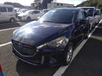 Mazda DEMIO лот № 736 оценка 3.5  с аукциона в Японии 3