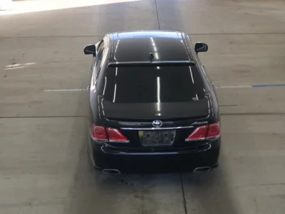 Toyota CROWN  с аукциона в Японии