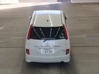 Toyota ISIS лот № 2129 оценка 4  с аукциона в Японии 2