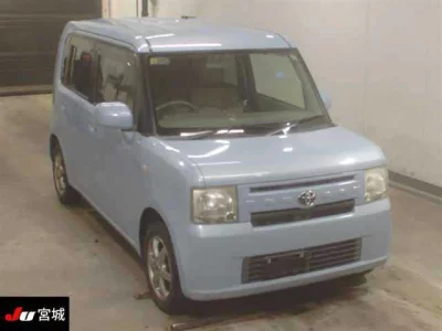 Toyota PIXIS SPACE  с аукциона в Японии