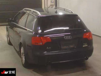 Audi A4  с аукциона в Японии