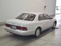 Toyota CROWN лот № 10102 оценка R  с аукциона в Японии 4